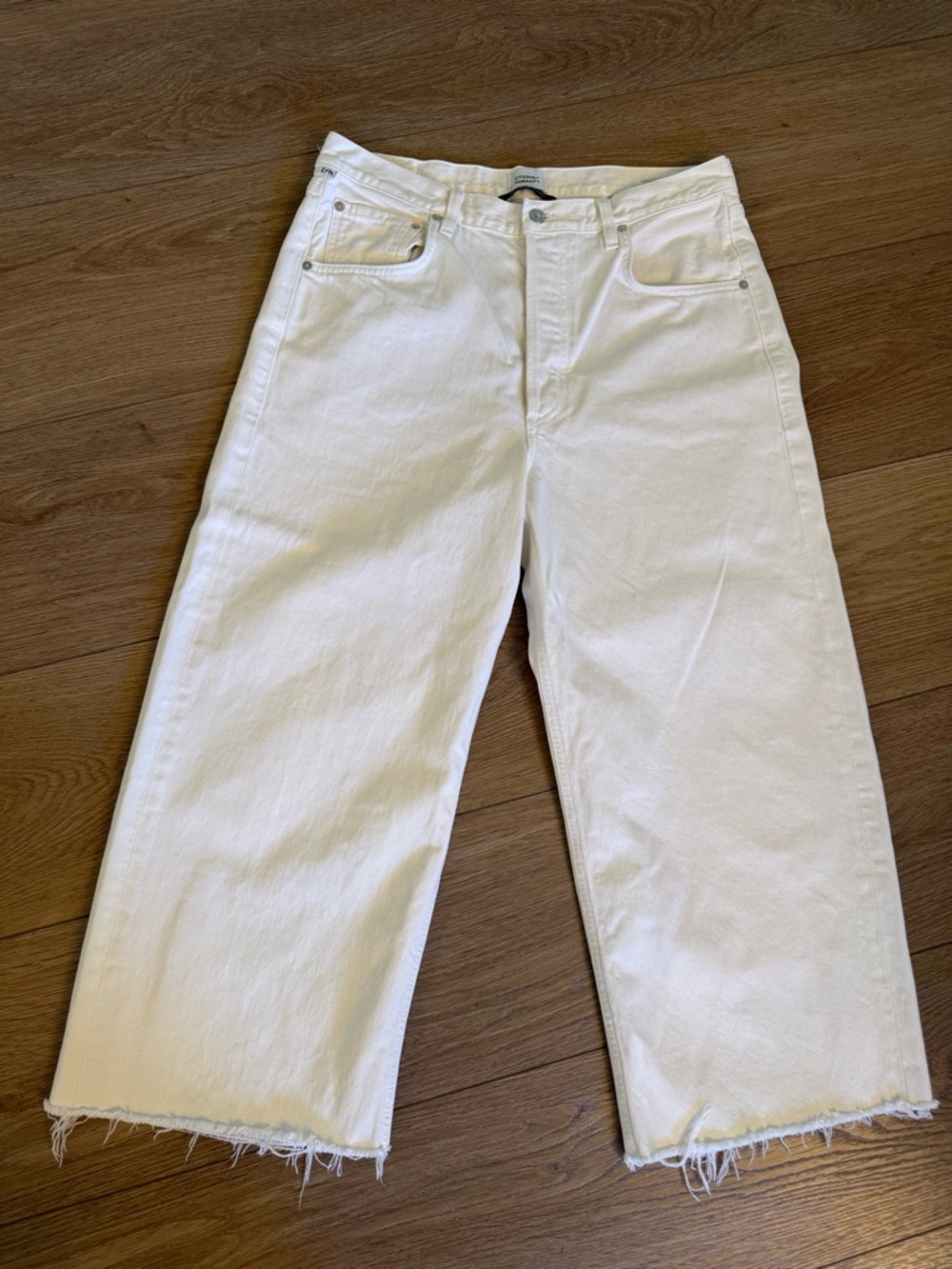 Citizens of Humanity Ayla White Raw-Hem Wide Leg Cropped Jeans